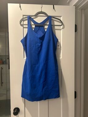 NWT Spanx get moving booty boost v-neck dress
